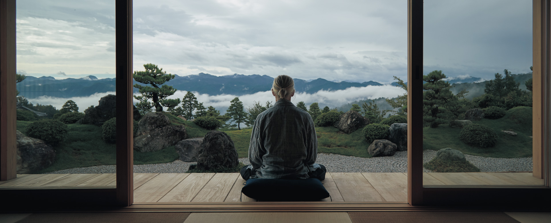 座禅の風景　MINDFULNESS